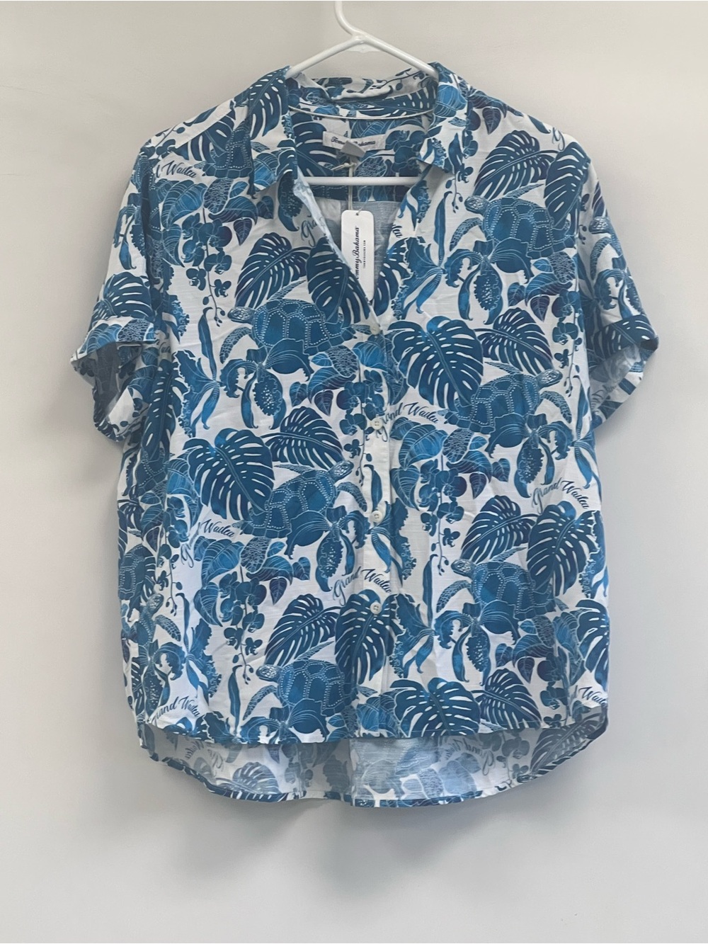 NWT Tommy Bahama Blue/White Tropical Leaf Sea Turtle Button-Down Shirt Resort